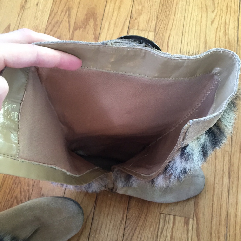 Colin Stuart Faux Fur Boots - Picture 11 of 12